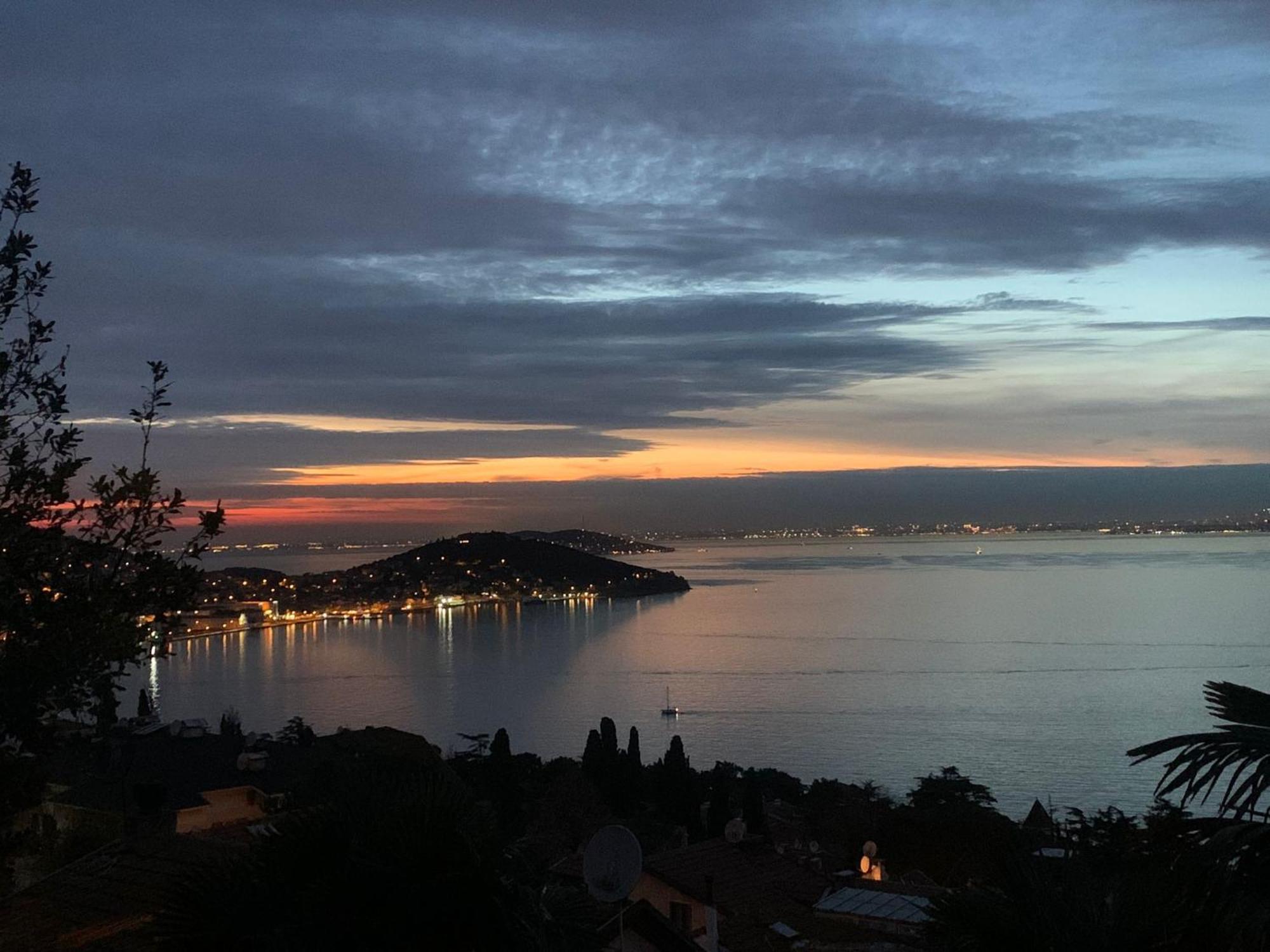 Bueyuekada Al Koesk Apartamento Adalar Exterior foto